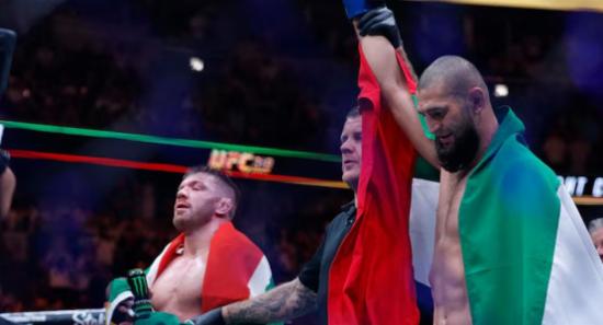 Relentless Chimaev beats du Plessis